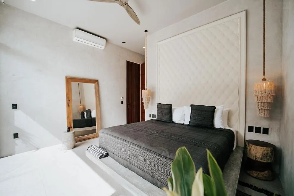 Kings Mansion For 26 Guests! Apartment Tulum